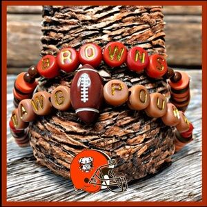 NFL Browns team / slogan bracelet set ( new Handmade )
